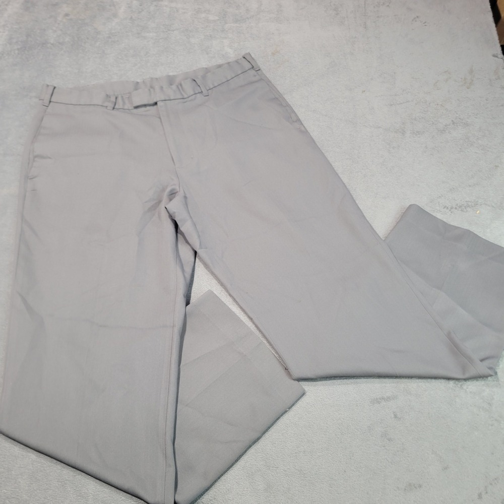 Van Heusen Dress Pants Mens 34x30 Grey Flat Front Straight Leg Business Office